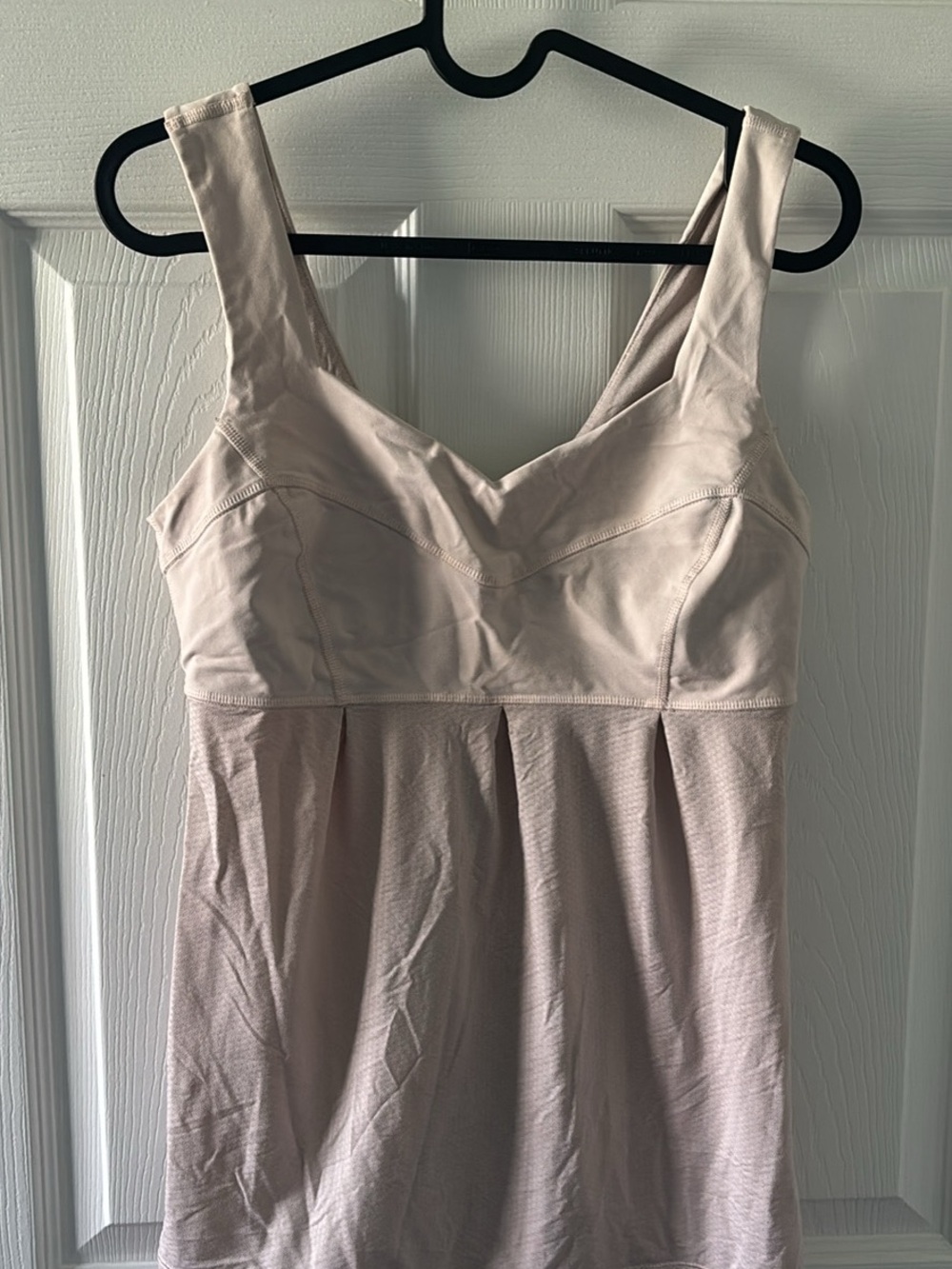 Lululemon workout top